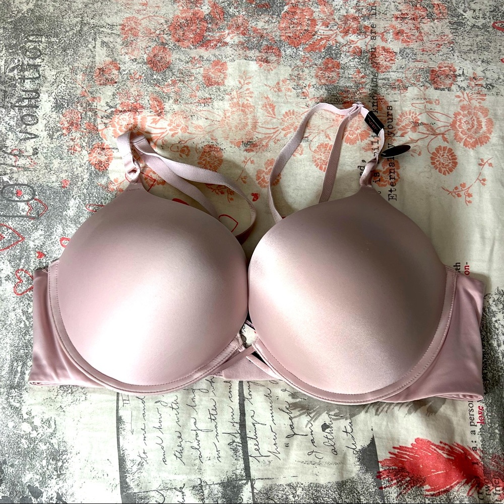 Victoria Secret bombshell bra
